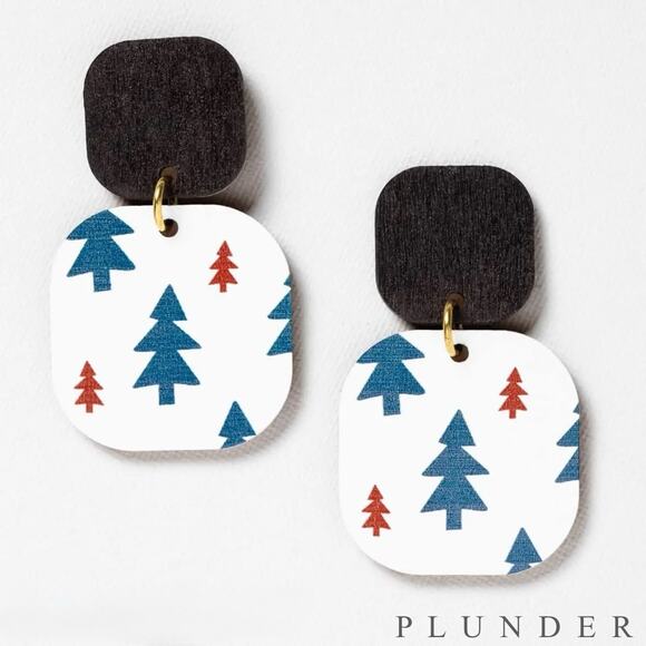New Plunder “Clarice” Wood Christmas Tree Earrings (2.5”) - Picture 1 of 4